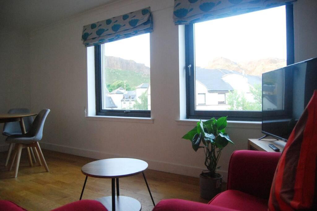 Central Two Bed Flat Close To Arthur'S Seat And University Edinburgh Ngoại thất bức ảnh
